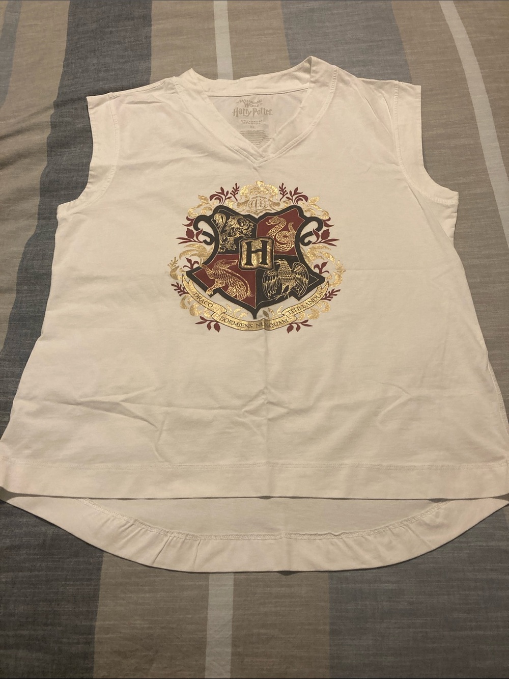 HARRY POTTER Gryffindor Crest White Sleeveless Tank